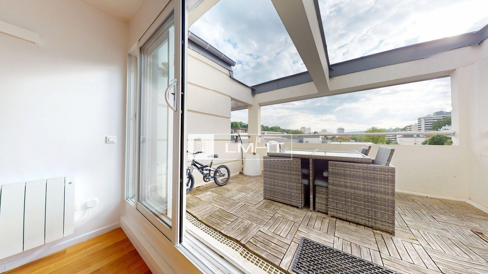 Appartement T3 de 81m2 + Terrasse à Sèvres