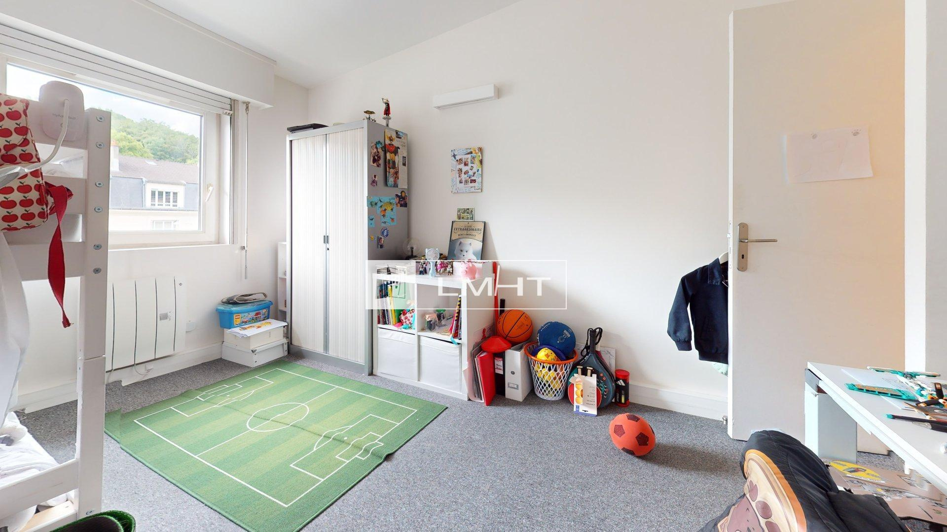 Appartement T3 de 81m2 + Terrasse à Sèvres