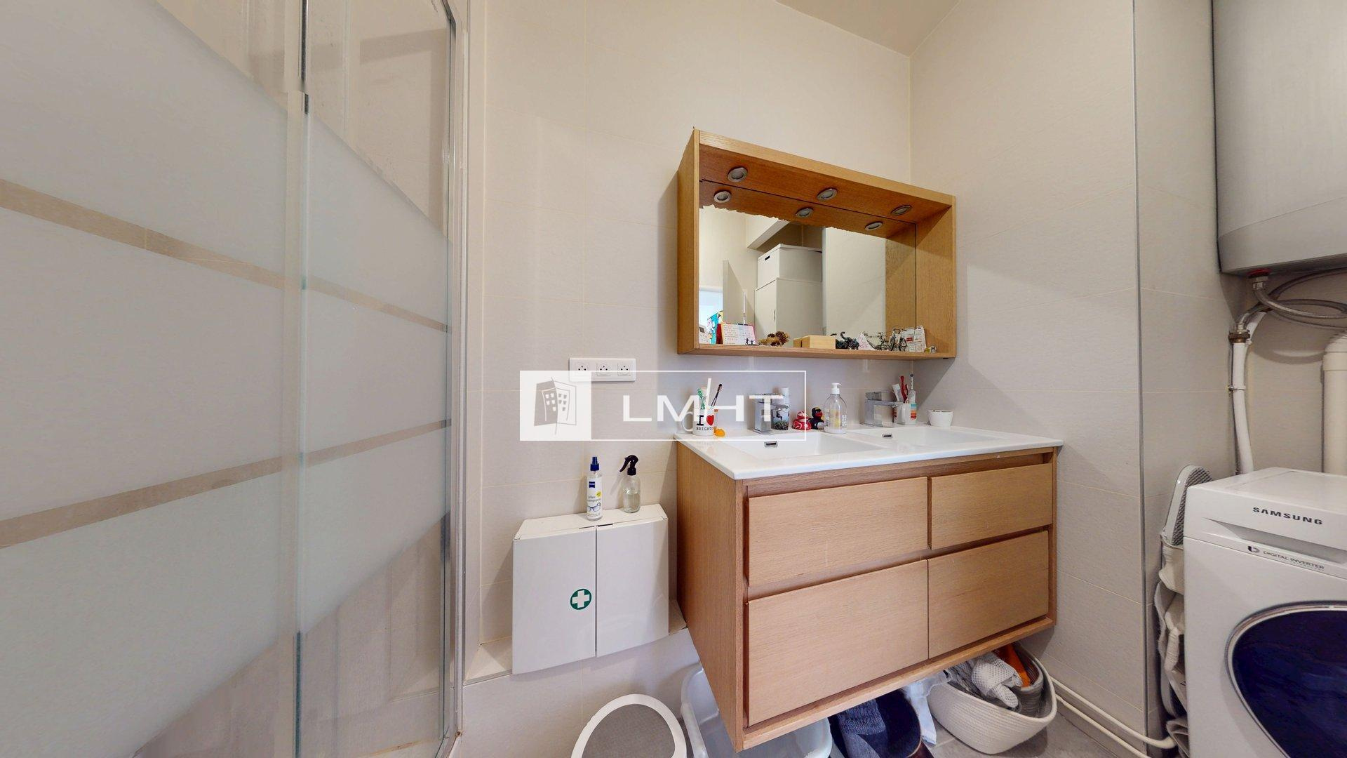Appartement T3 de 81m2 + Terrasse à Sèvres